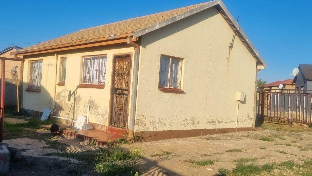 2 Bed House in Sebokeng Zone 16 photo number 1