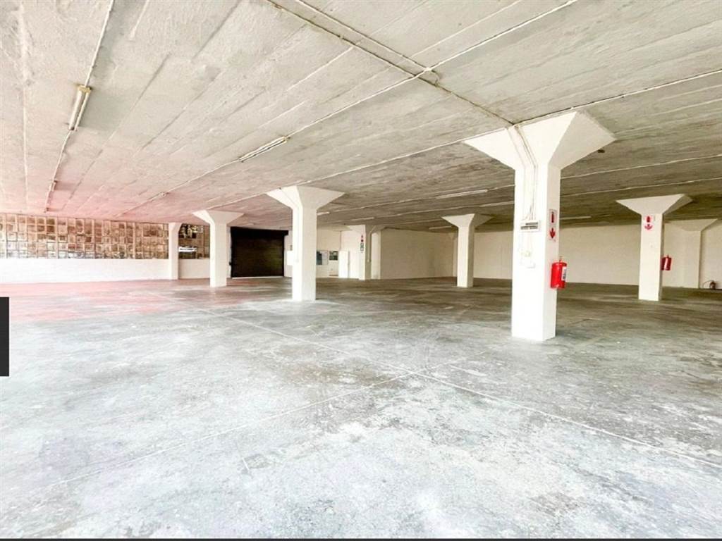 700  m² Industrial space in Pinetown Central photo number 4