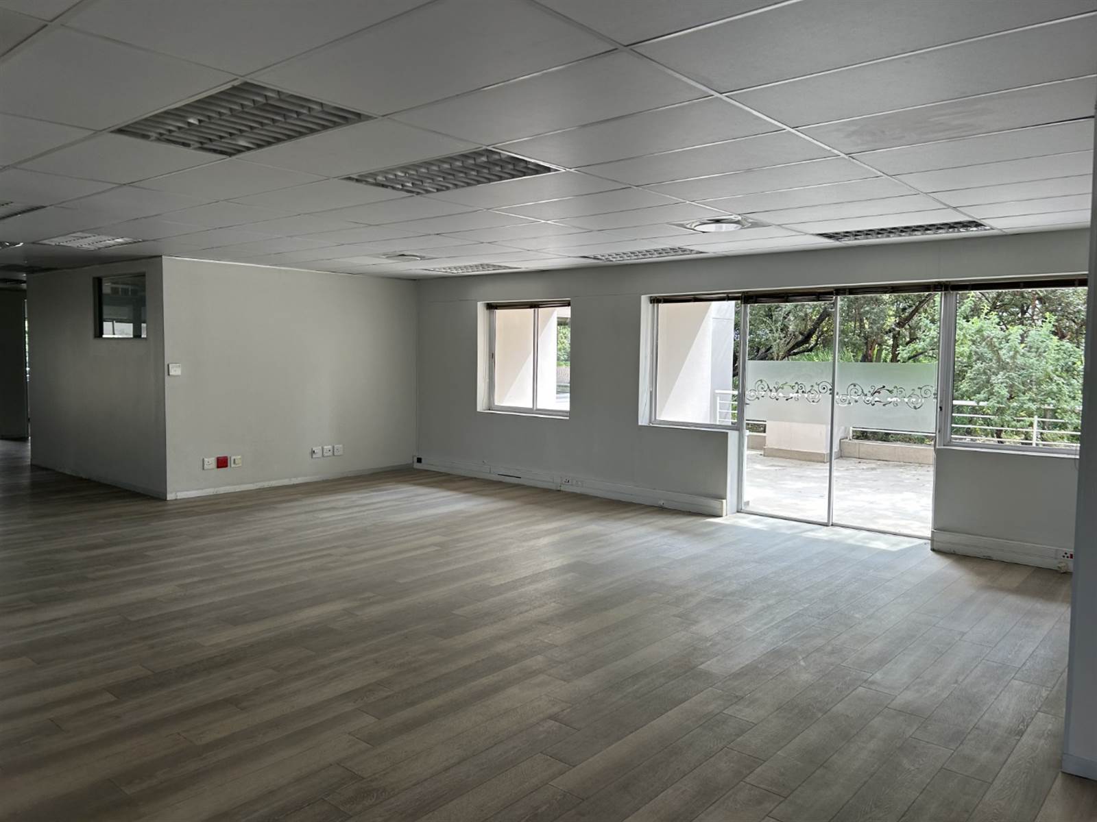 1612  m² Commercial space in Woodmead photo number 6