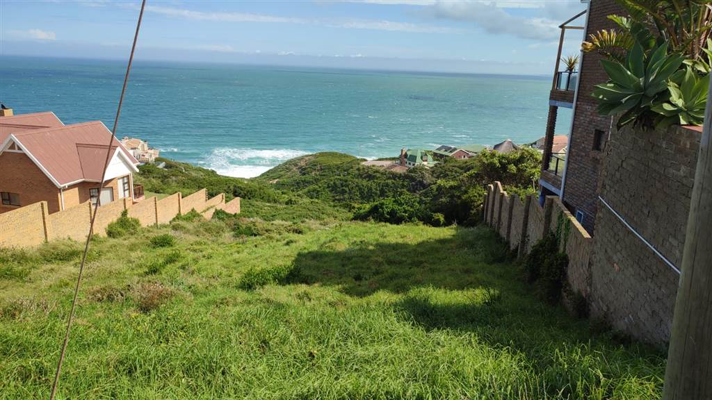 840 m² Land available in Dana Bay photo number 3