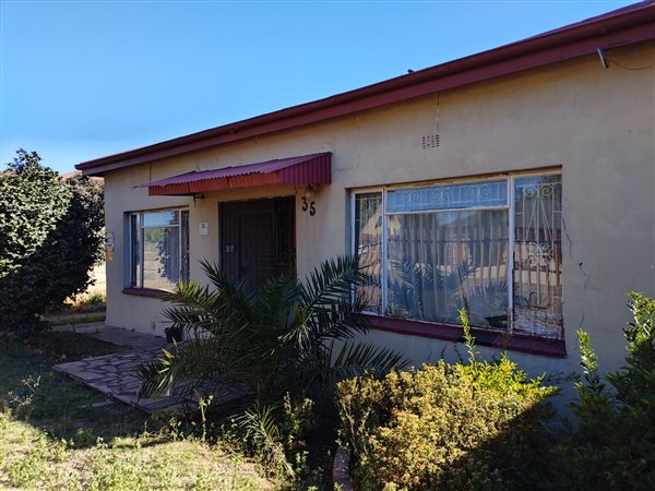 3 Bedroom House 3 Bedroom House