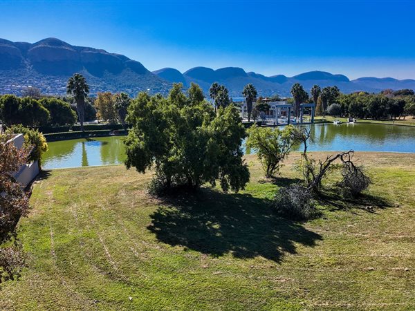 1 210 m² Land 1 210 m² Land