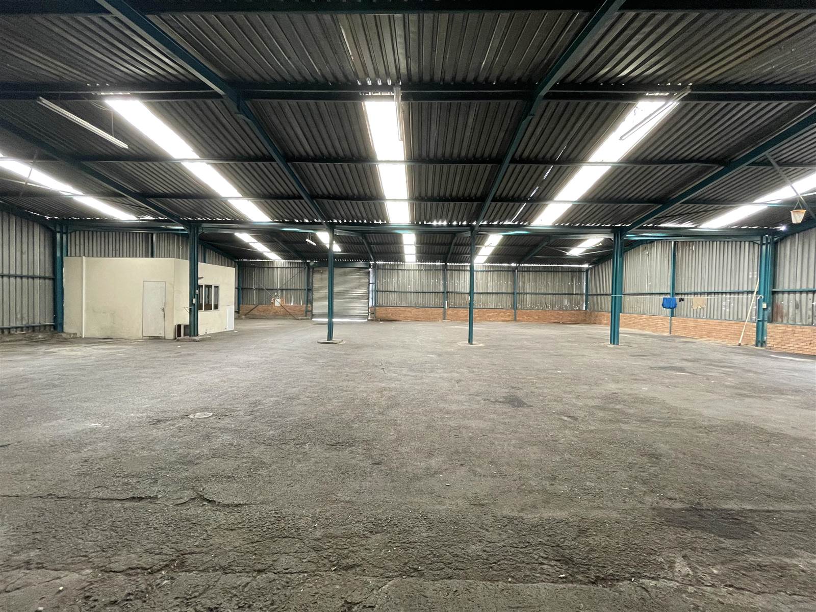 690  m² Industrial space in Heriotdale photo number 11