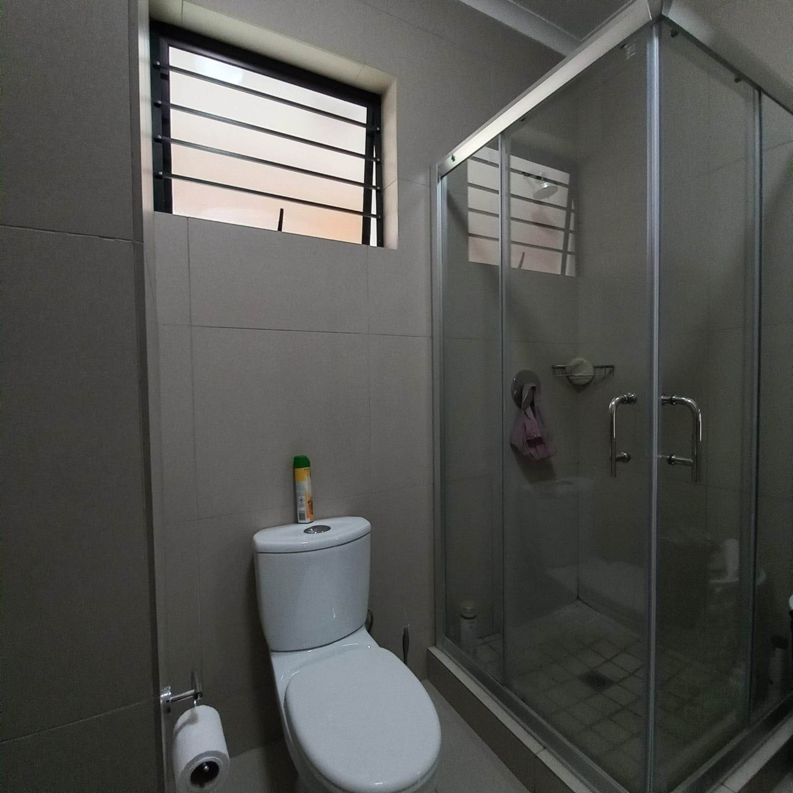 1 Bed Apartment in Boksburg Central photo number 9