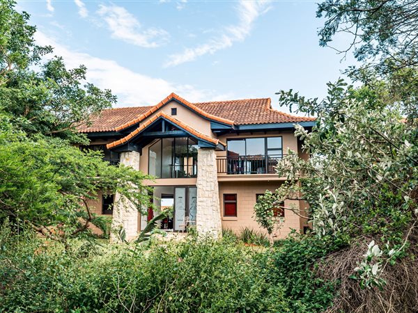 5 Bedroom Townhouse 5 Bedroom Townhouse