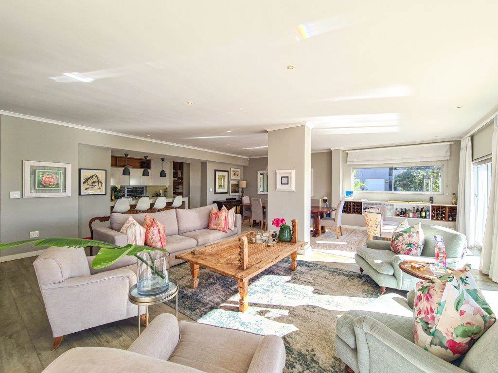 3 Bed House in Fresnaye photo number 3