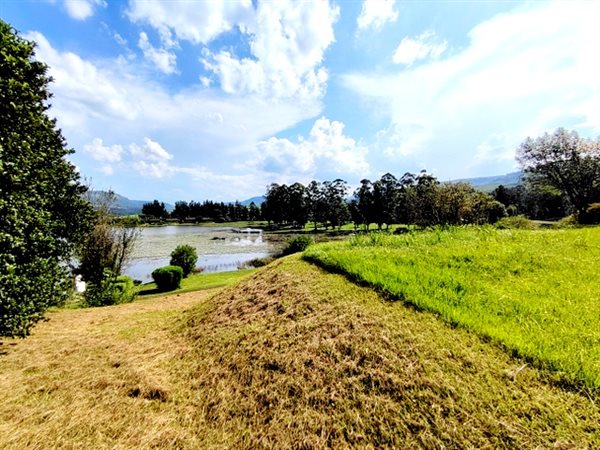 1 320 m² Land 1 320 m² Land
