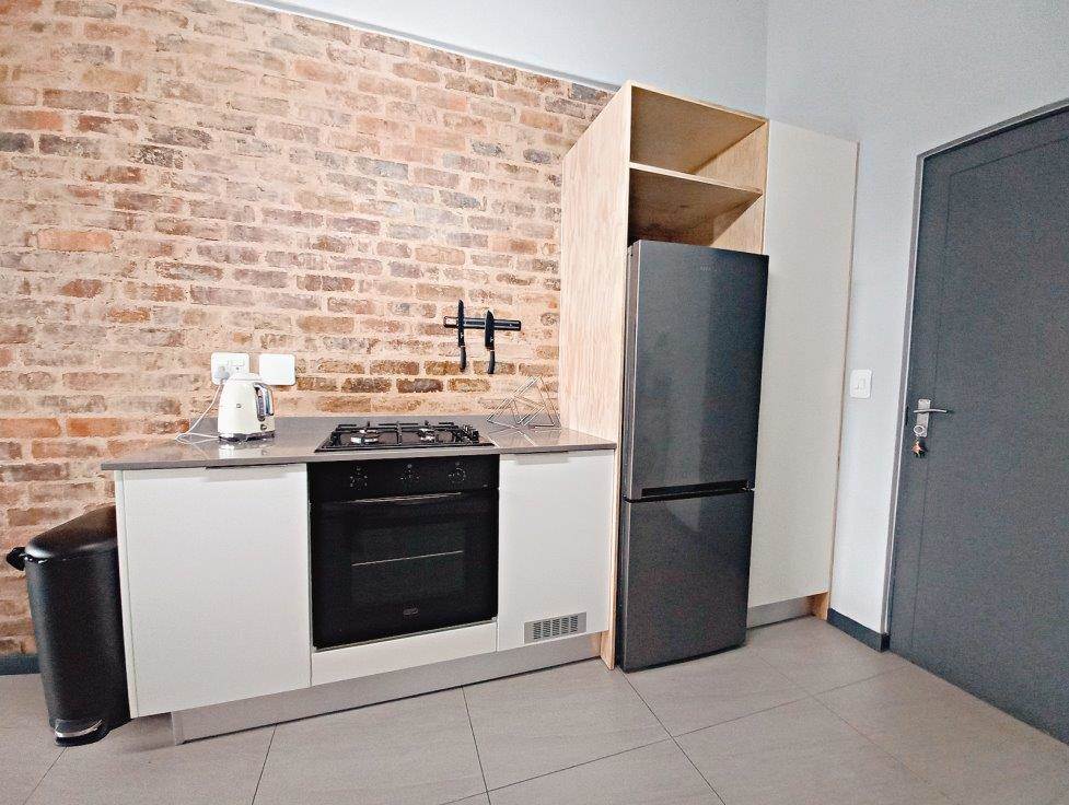 1 Bed Apartment in Braamfontein Werf photo number 3