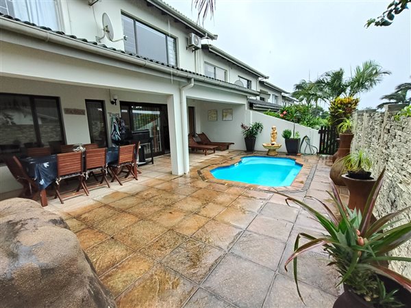 3 Bedroom Townhouse 3 Bedroom Townhouse