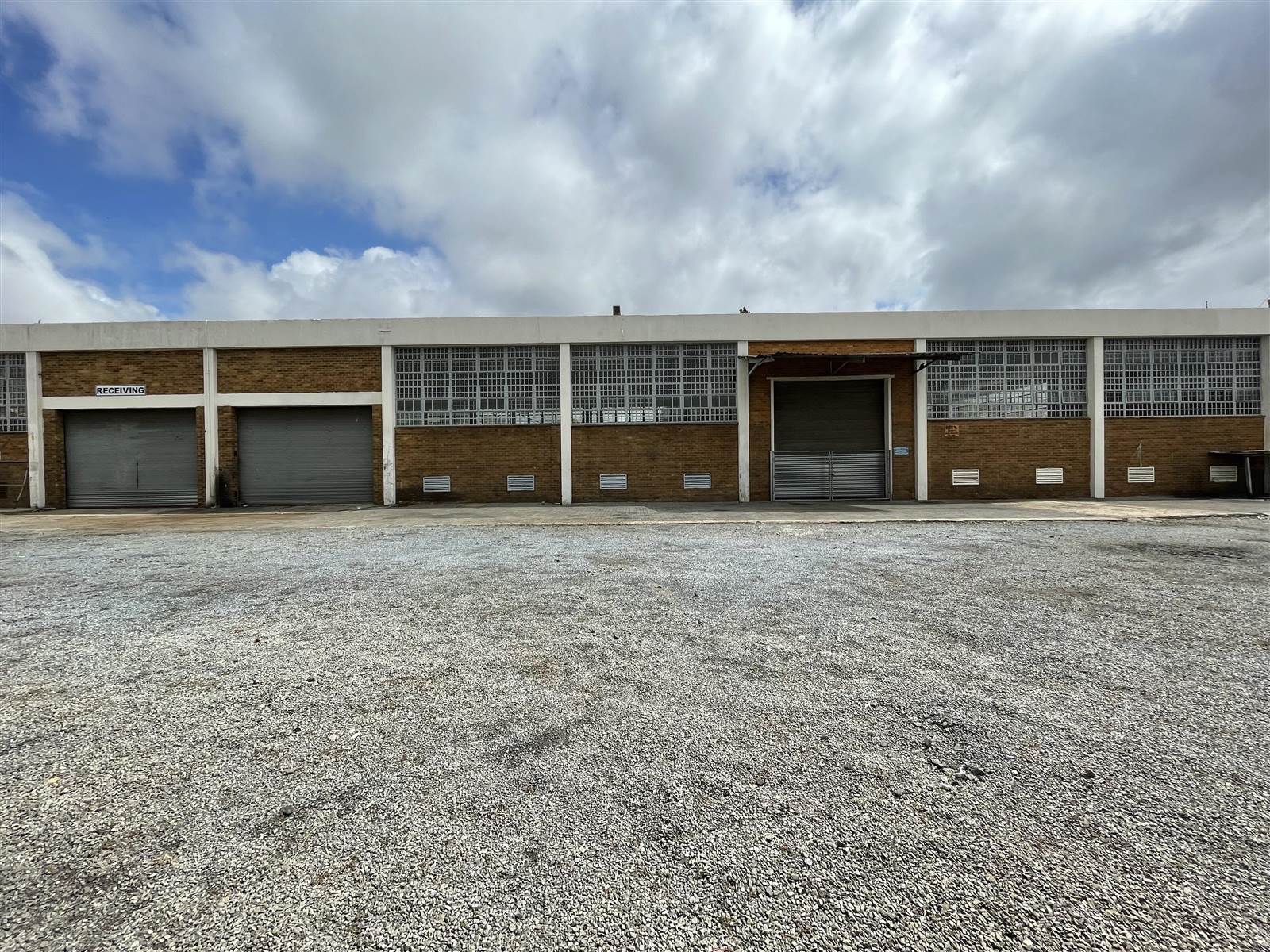 1332  m² Industrial space in Benrose photo number 4