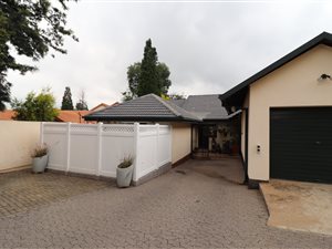 3 Bed House in Isandovale
