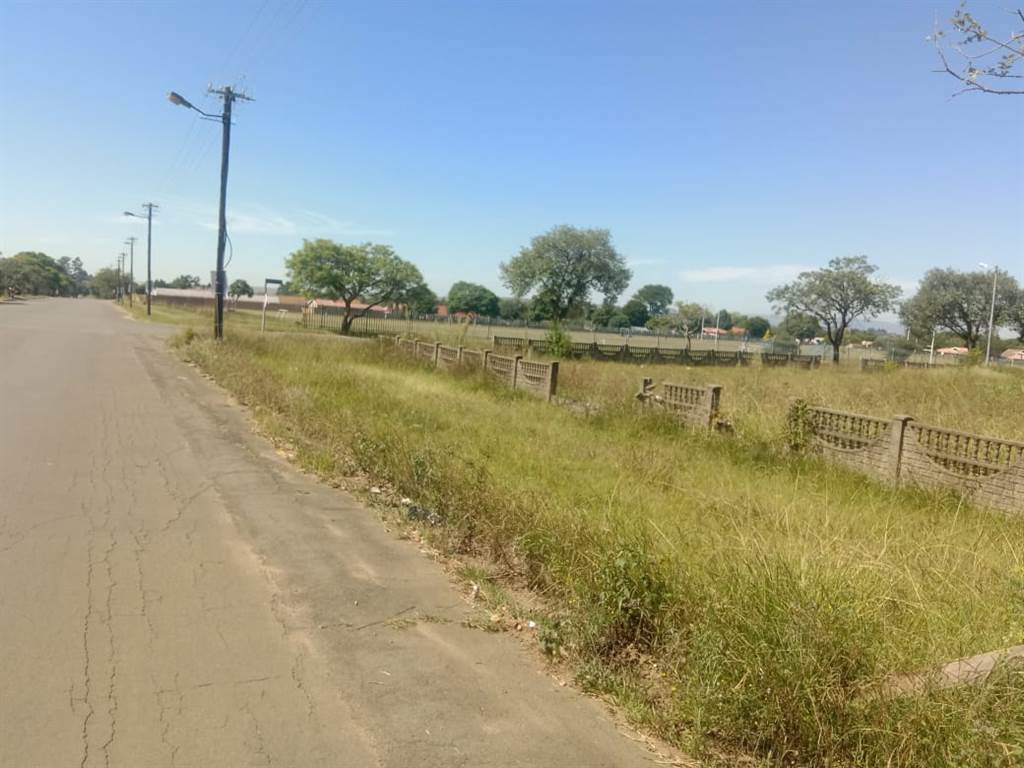 1655 m² Land available in Vryheid photo number 7