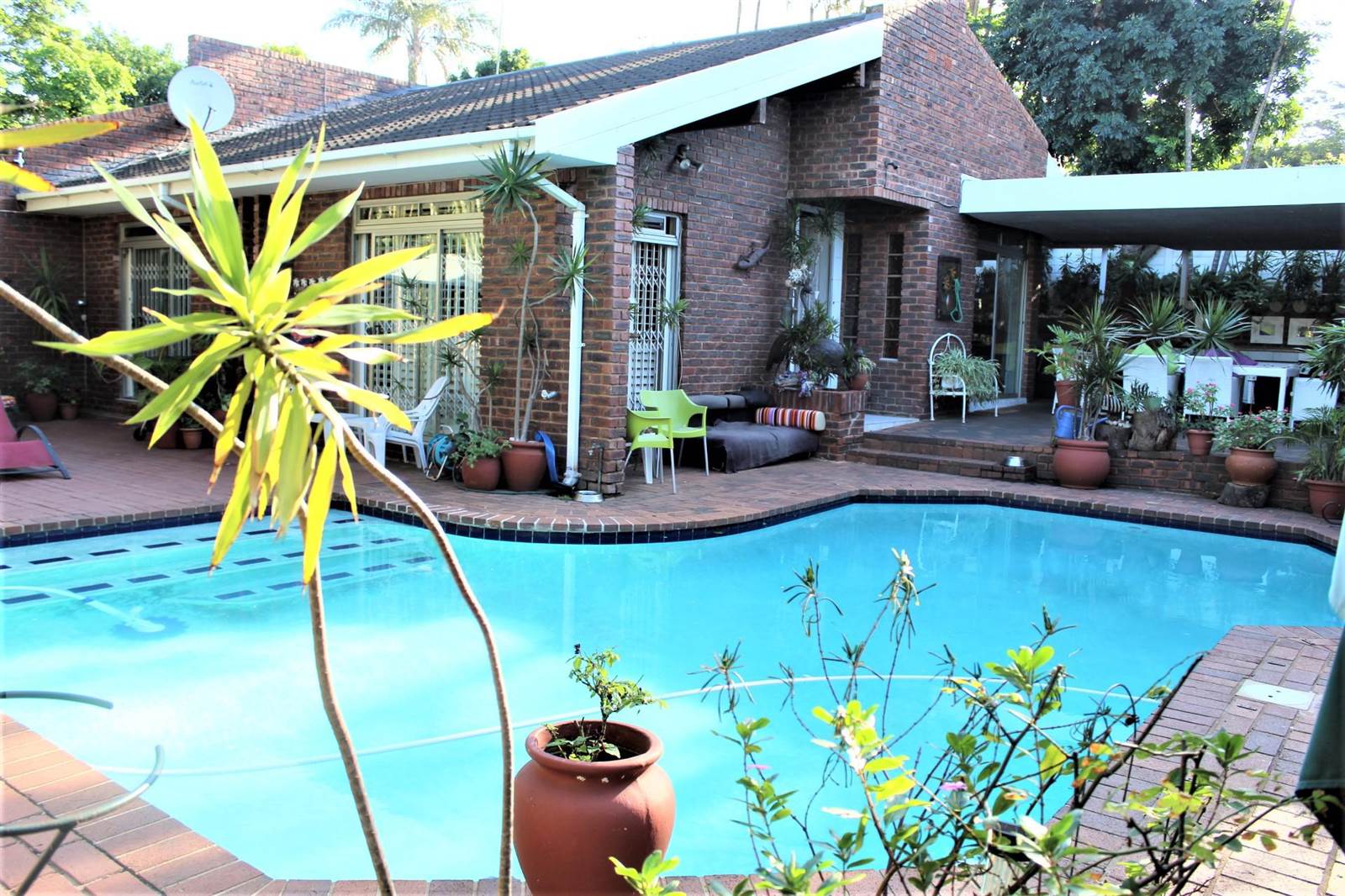 5 Bed House in Umhlanga Rocks photo number 2