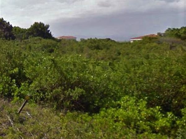 757 m² Land available in St Francis Bay