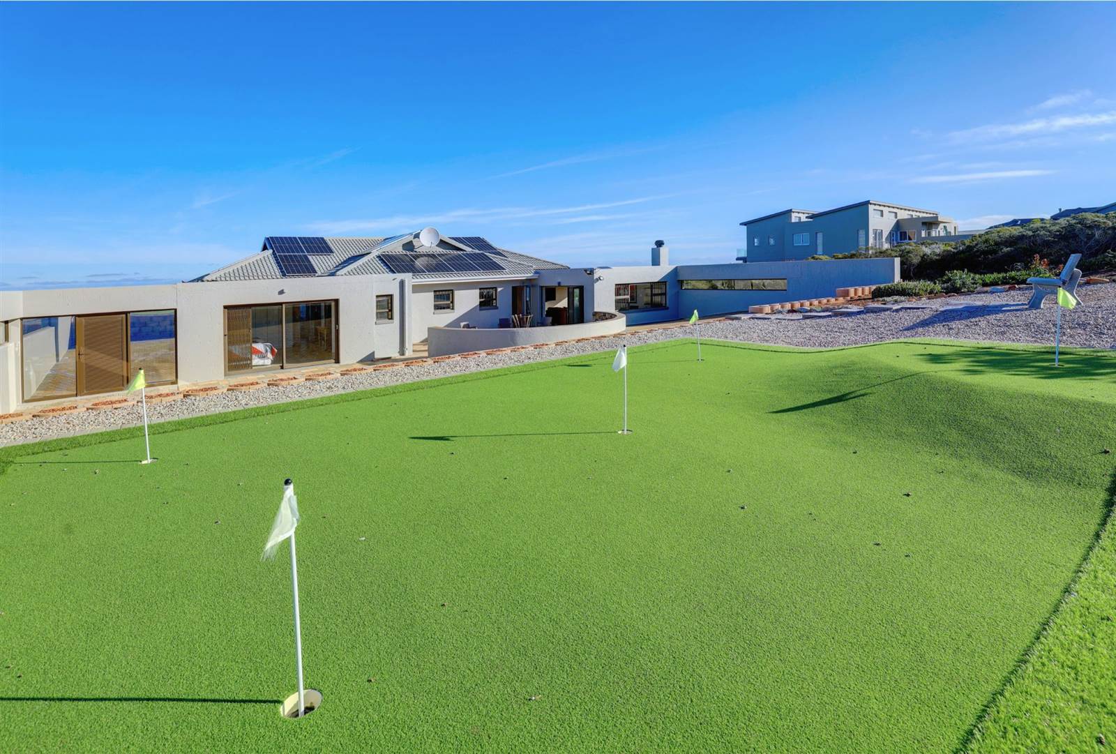 5 Bed House in Pinnacle Point Golf Estate photo number 16