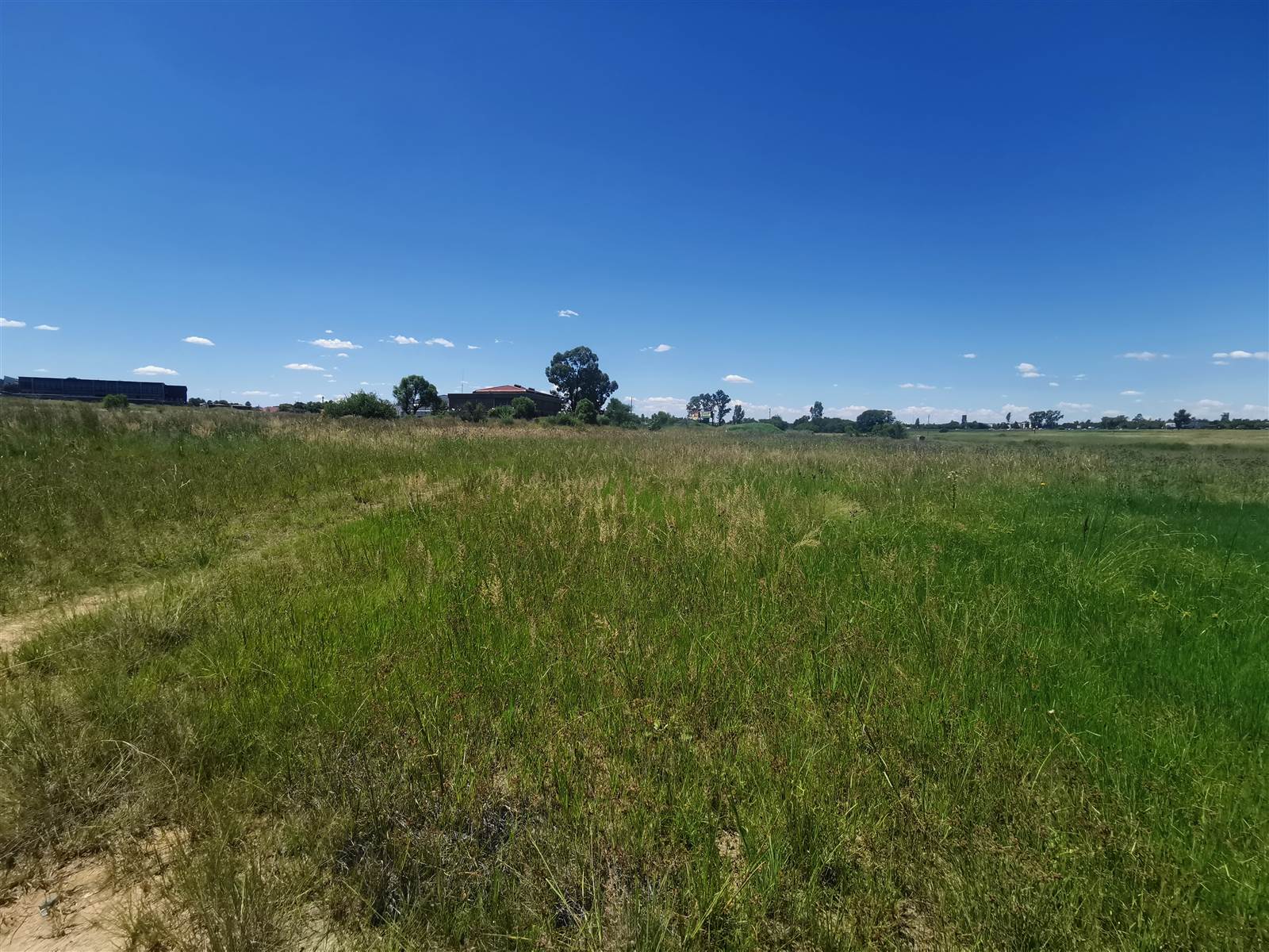4 ha Land available in Adamayview photo number 7