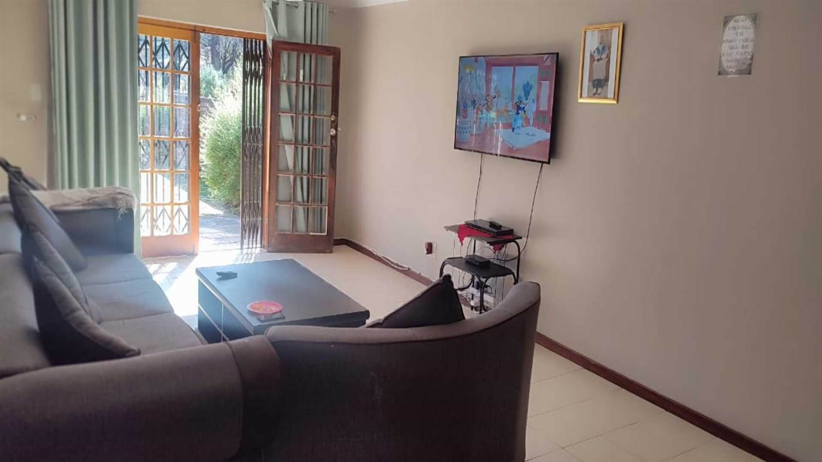 2 Bed Townhouse in Kokstad photo number 9