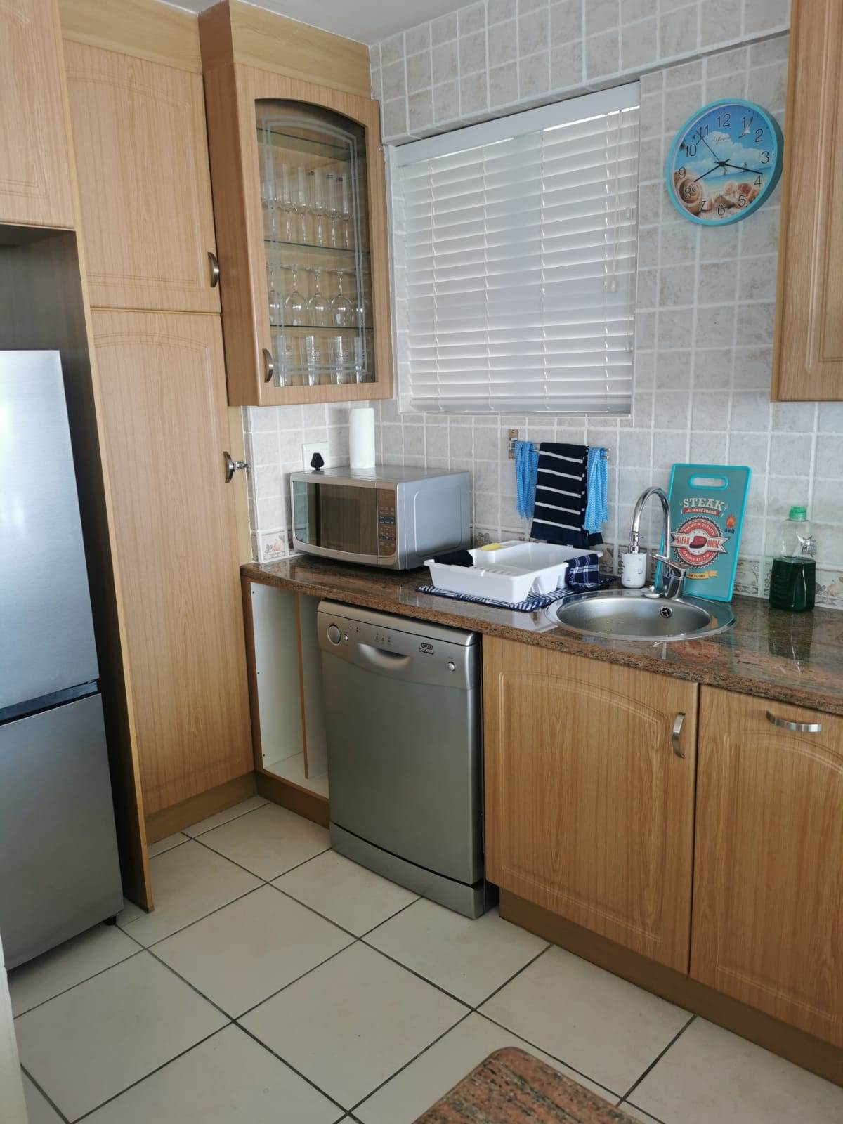 3 Bed Apartment in Doonside photo number 4