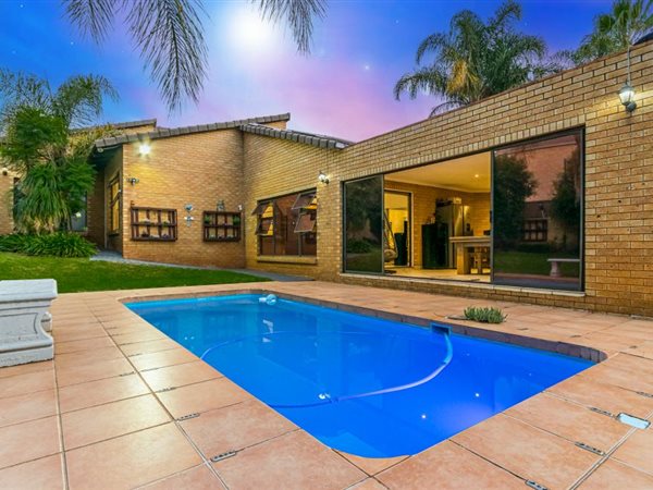 3 Bedroom House 3 Bedroom House