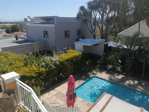 3 Bedroom House 3 Bedroom House