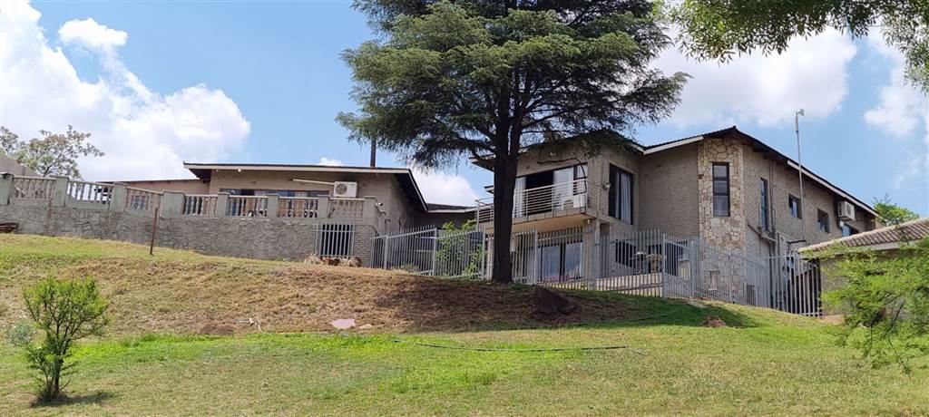 10.9 ha Smallholding in Witbank Central photo number 1