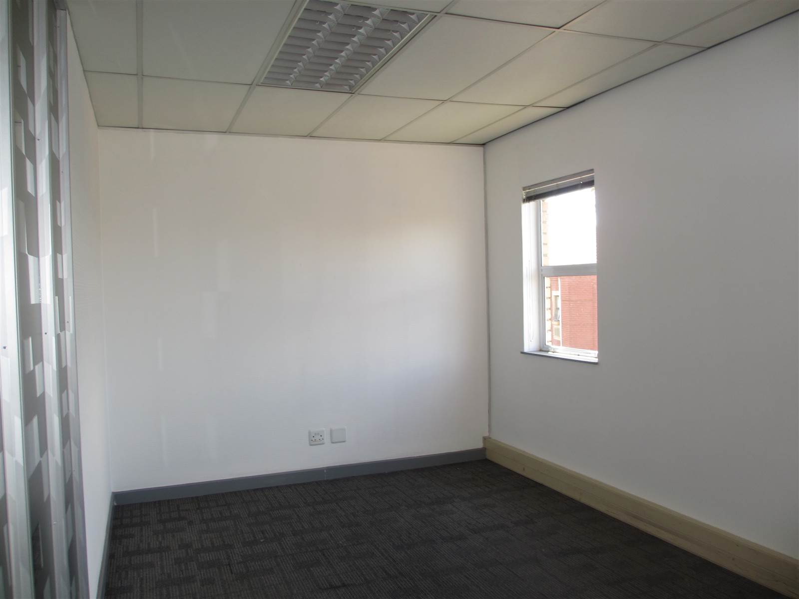 572  m² Commercial space in Fourways photo number 10