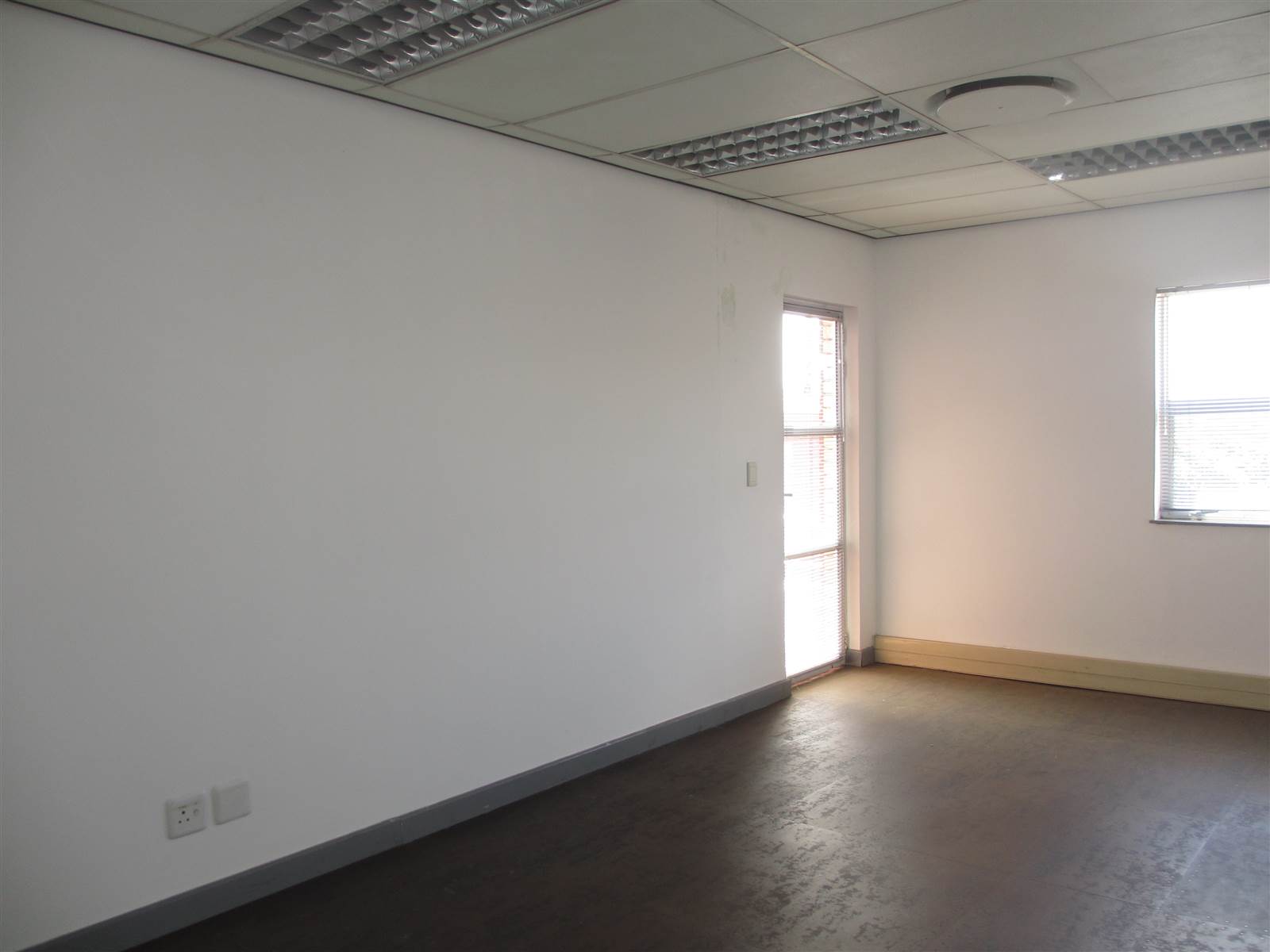 572  m² Commercial space in Fourways photo number 20