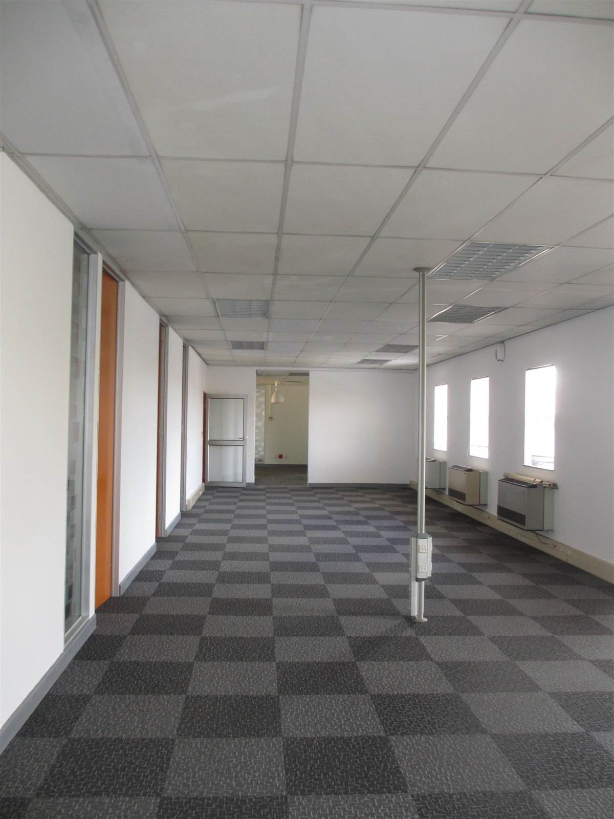 572  m² Commercial space in Fourways photo number 16