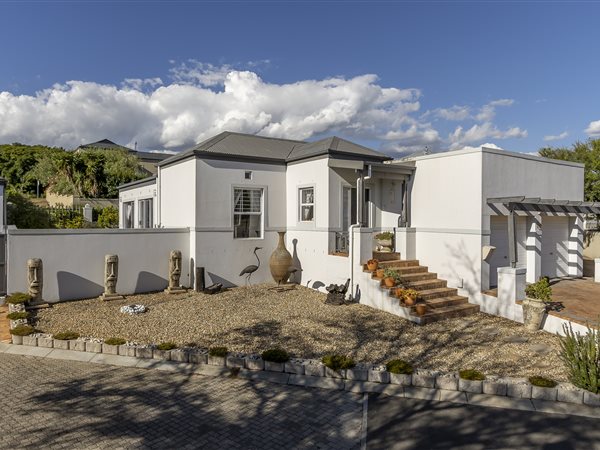 3 Bedroom House 3 Bedroom House