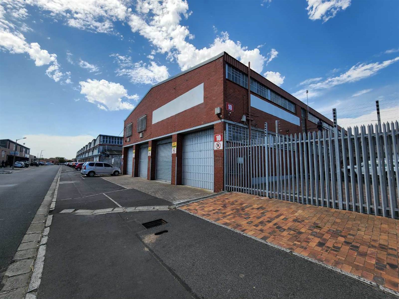 1800  m² Industrial space in Maitland photo number 5