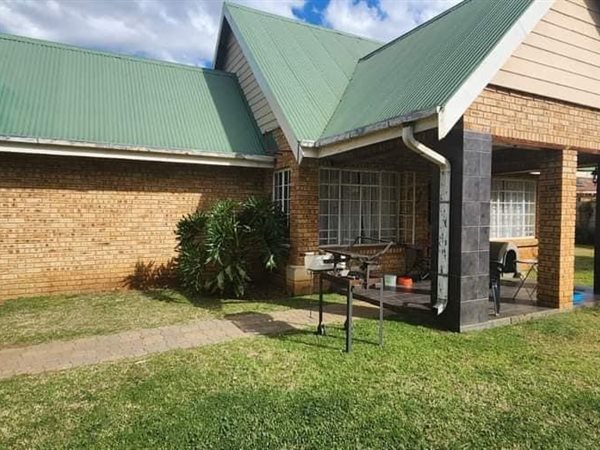 2 Bed Townhouse in Fochville