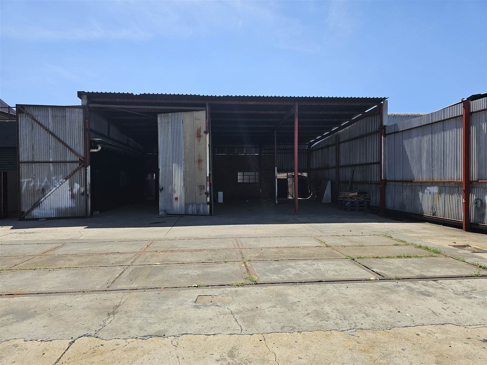 887  m² Industrial space in Alrode photo number 16
