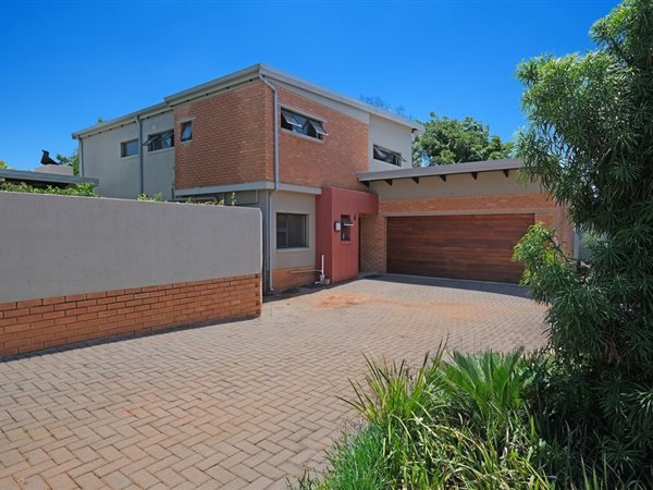 4 Bed Townhouse in Linden