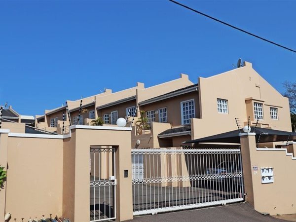 3 Bed Townhouse in Essenwood