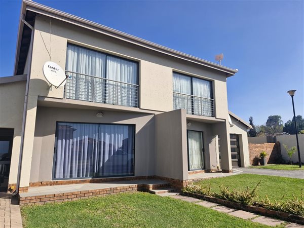 3 Bedroom House 3 Bedroom House