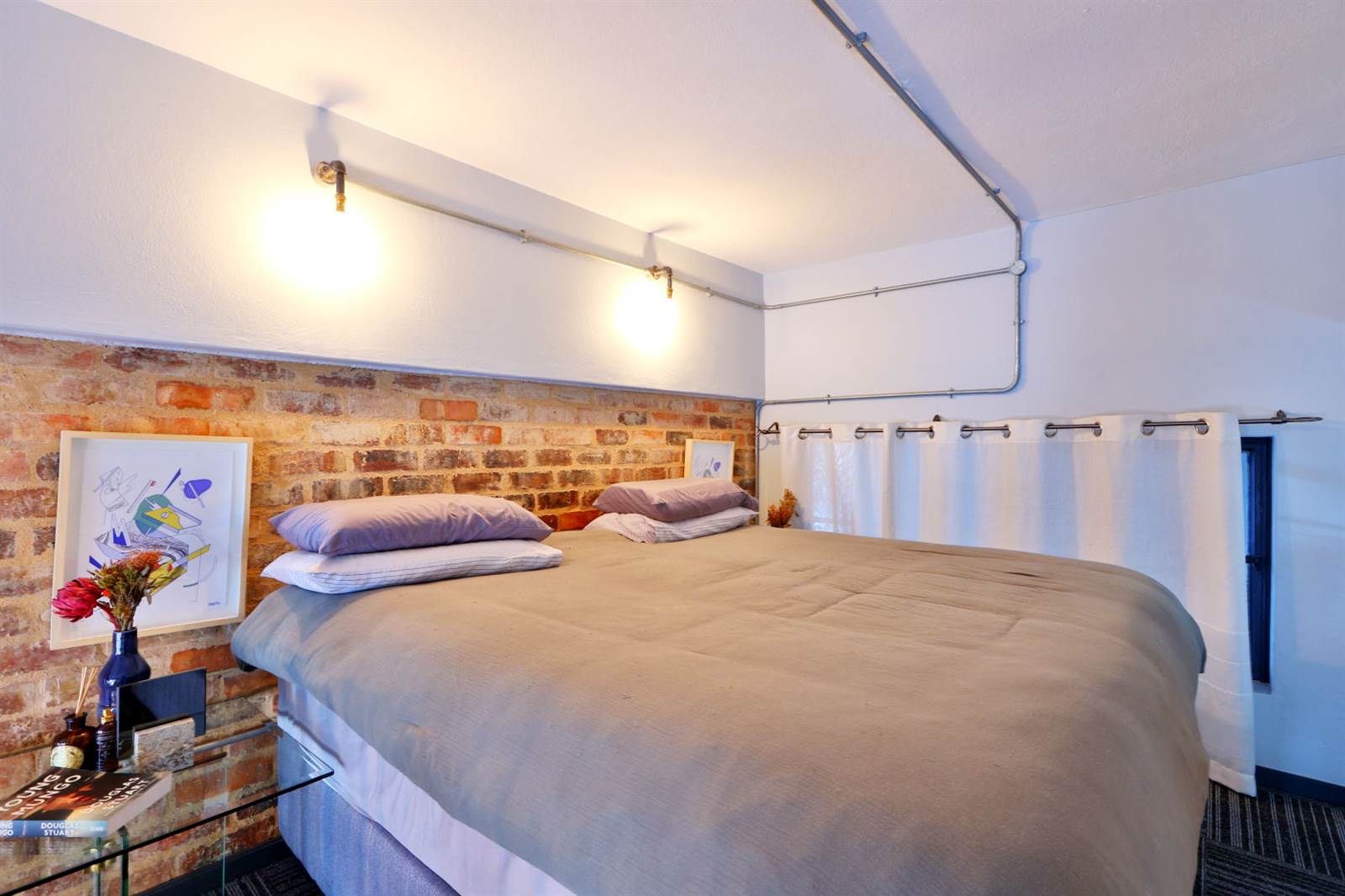 1 Bed Apartment in Braamfontein Werf photo number 10
