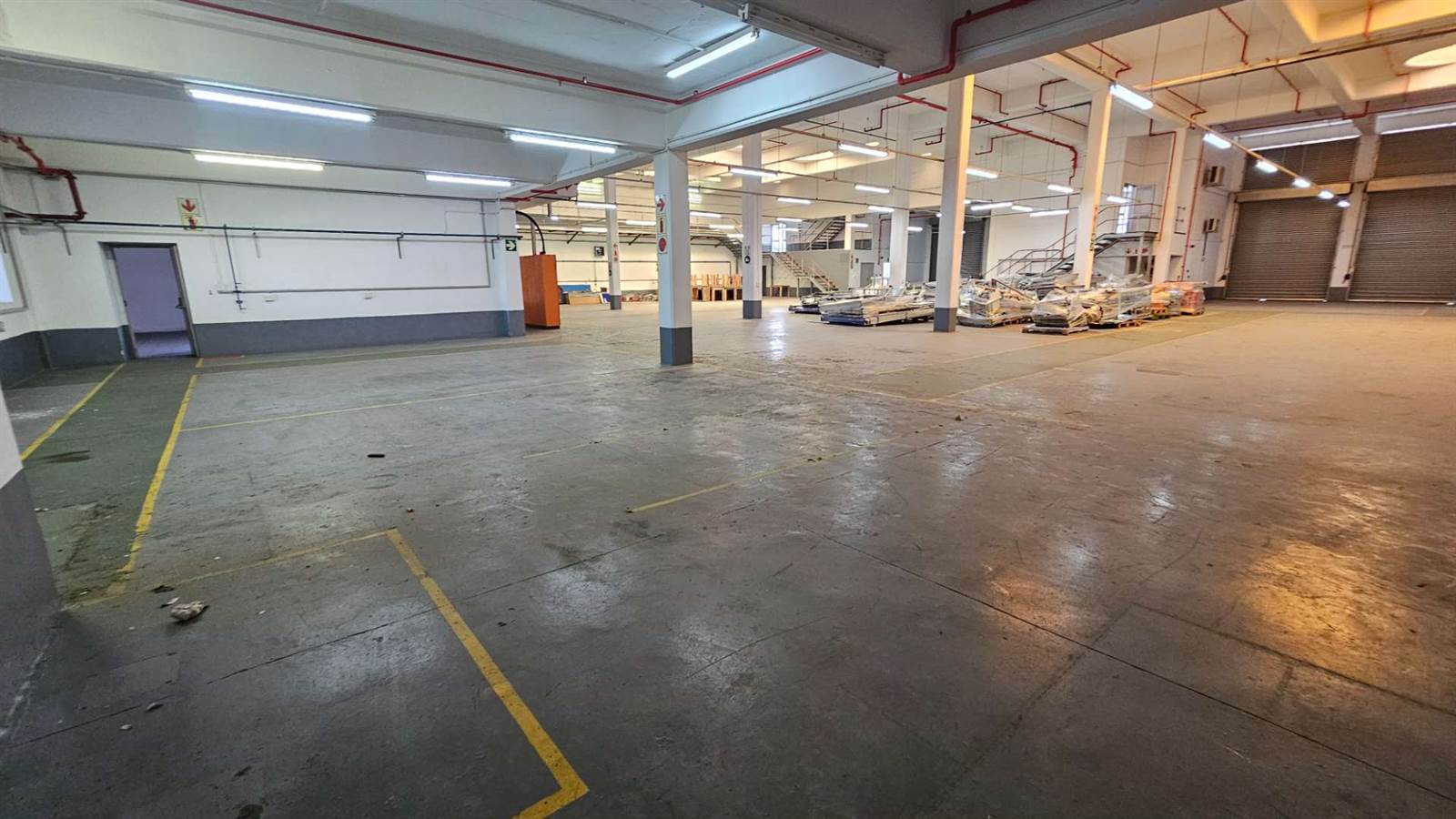 3007  m² Industrial space in Bellville Central photo number 5