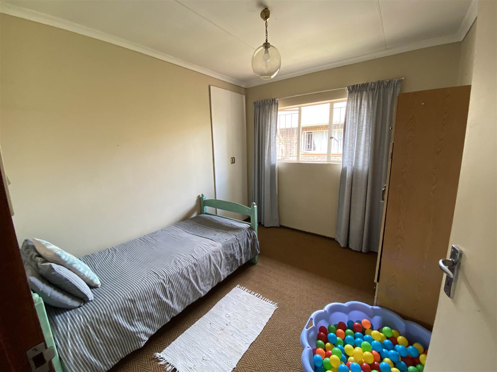 4 Bed Duplex in Garsfontein photo number 18