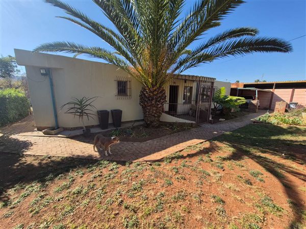4 Bedroom House 4 Bedroom House