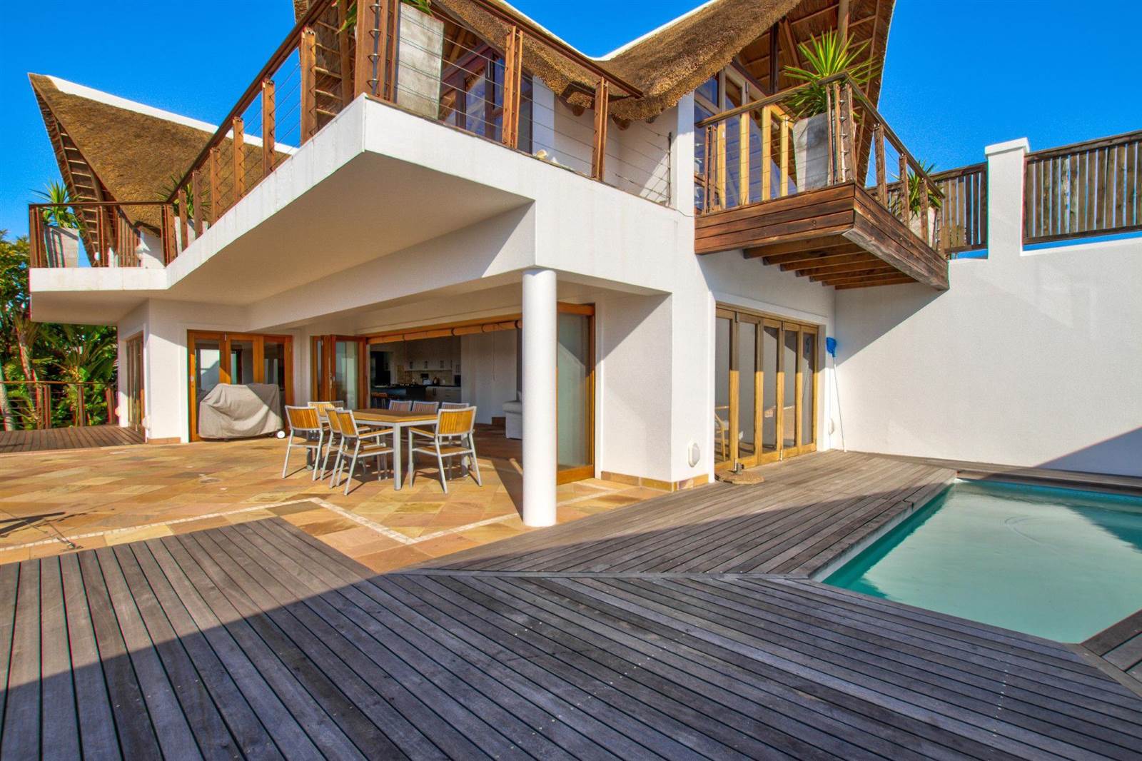 4 Bed House in St Francis Bay photo number 3