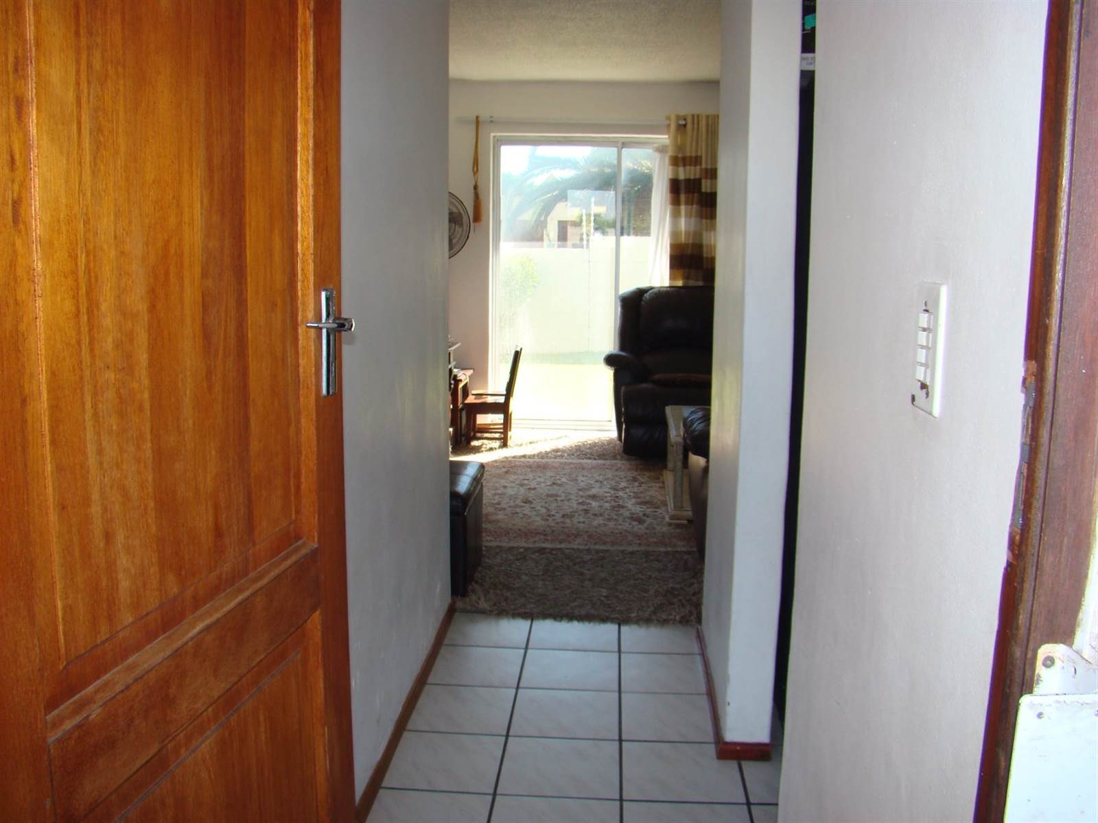 2 Bed Apartment in Blouberg Sands photo number 10