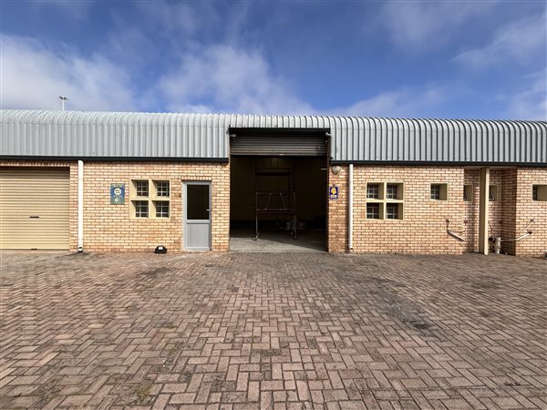 149  m² Industrial space in Walmer