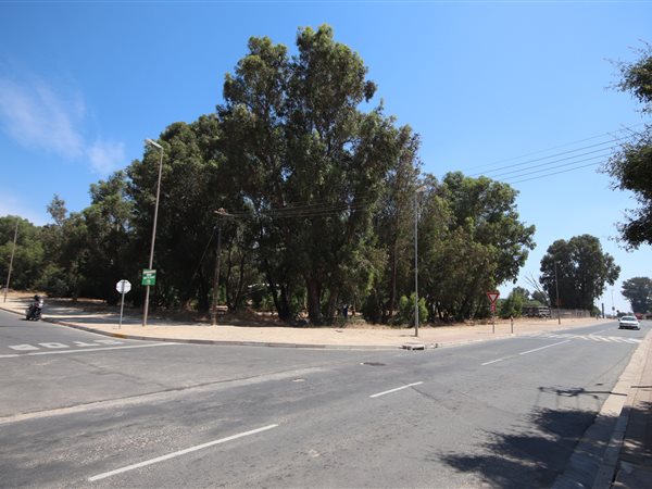 3936 m² Land available in Hopefield