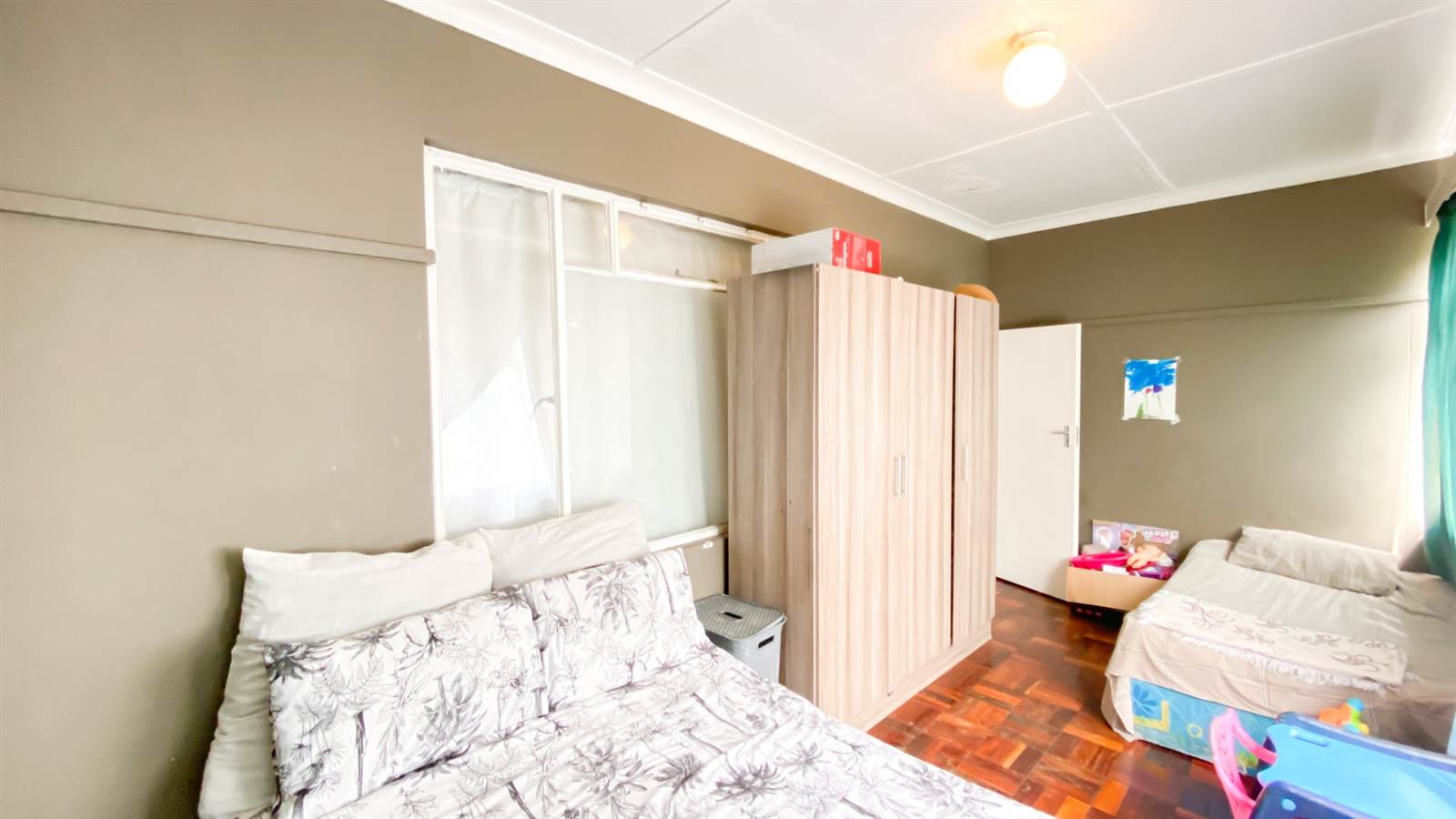 1 Bed Apartment in Rosebank photo number 15