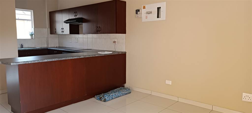2 Bed Apartment in Honey Park photo number 4