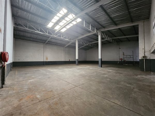 840  m² Industrial space in Spartan