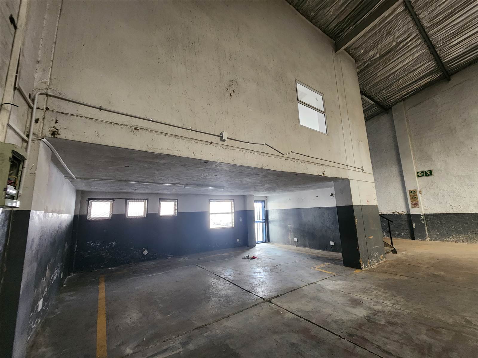 840  m² Industrial space in Spartan photo number 9