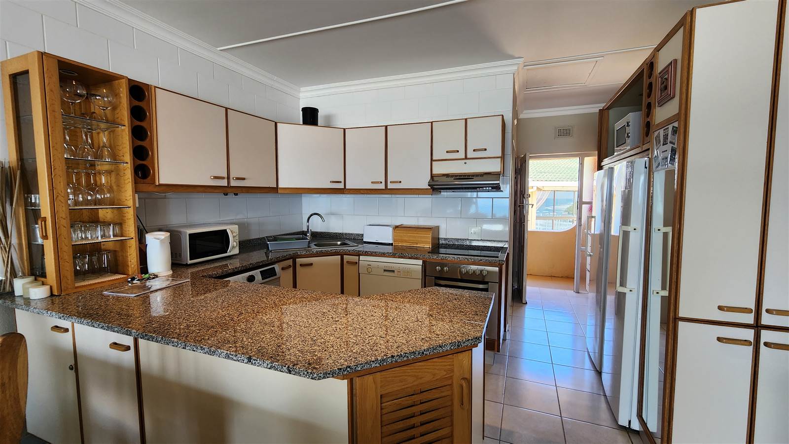 2 Bed Apartment in Shelly Beach photo number 11