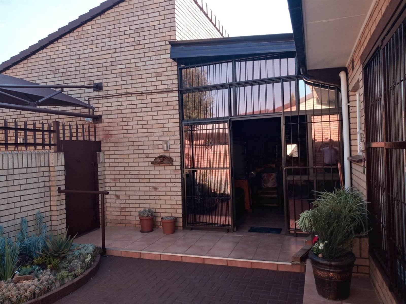 3 Bed Townhouse in Parys photo number 1