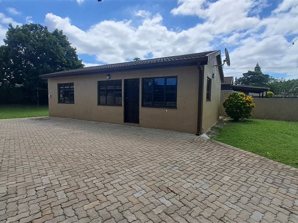 2 Bedroom House 2 Bedroom House